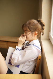 乌鸦小姐与蜥蜴先生免费观看全集